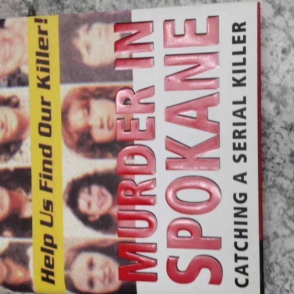 Murder in Spokane Catching a Serial Killer by Mark Fuhrman - Picture 3 of 7